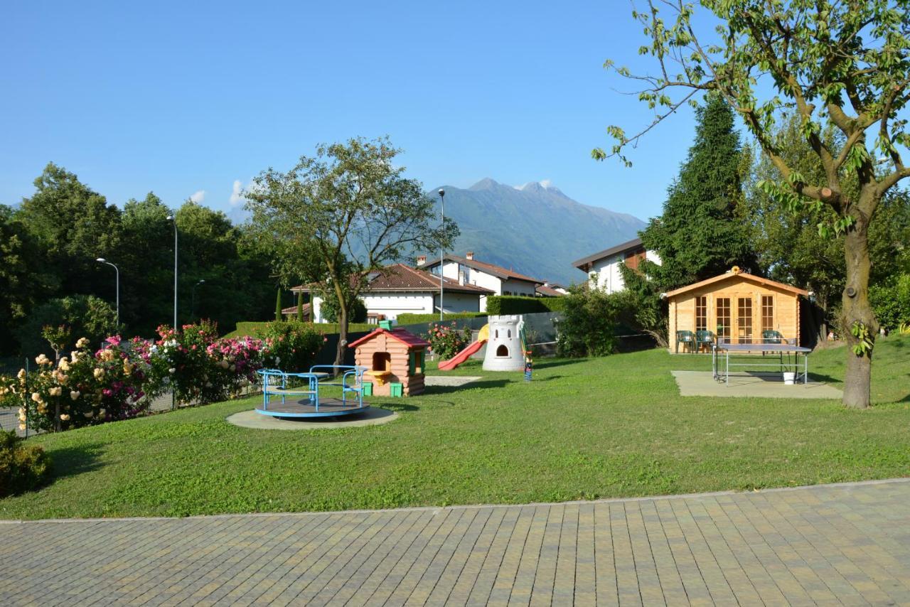 Residence Girasole Casa Rossa A Colico Bagian luar foto
