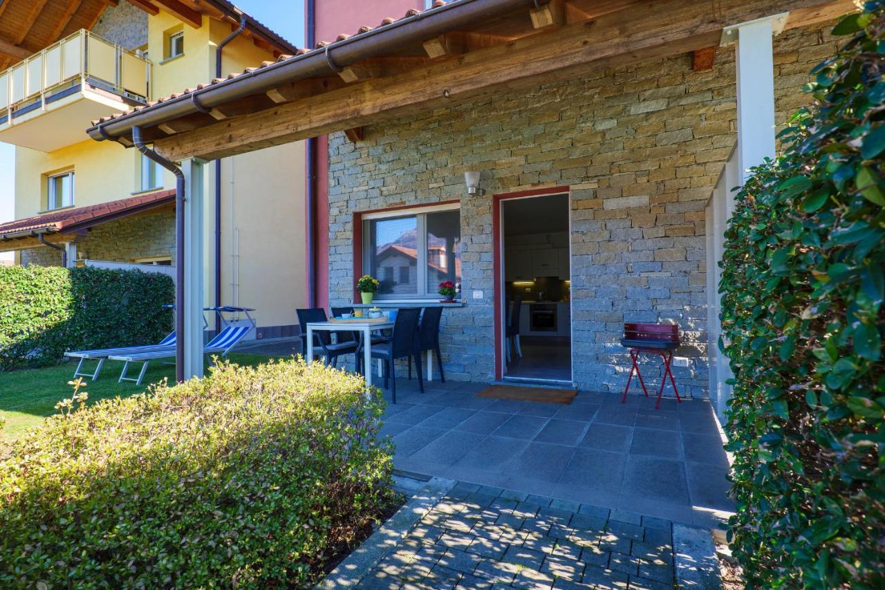 Residence Girasole Casa Rossa A Colico Bagian luar foto